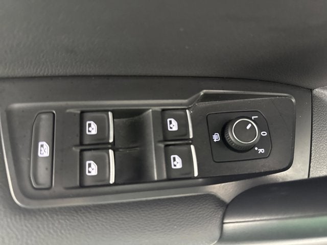 2021 Volkswagen Tiguan SE R-Line Black
