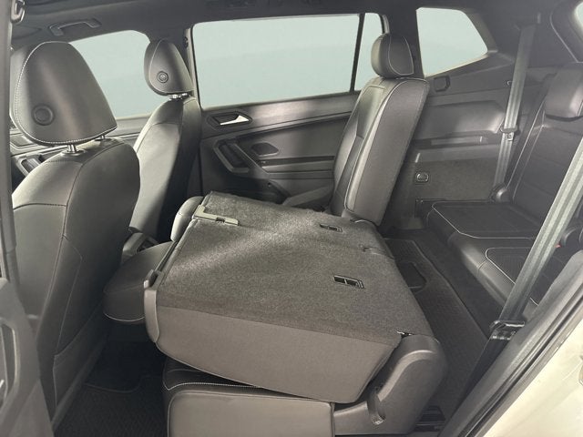 2021 Volkswagen Tiguan SE R-Line Black