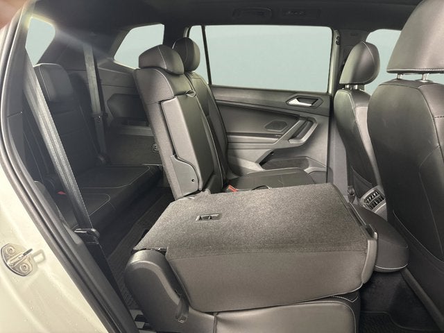 2021 Volkswagen Tiguan SE R-Line Black