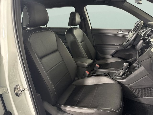 2021 Volkswagen Tiguan SE R-Line Black