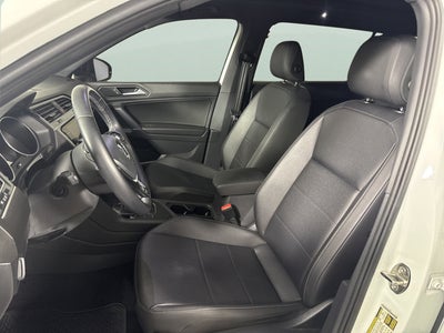 2020 Volkswagen Tiguan SE R-Line Black