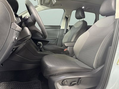 2025 Volkswagen Taos SE Black