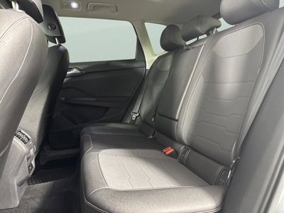 2025 Volkswagen Taos SE Black