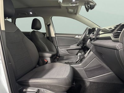 2025 Volkswagen Taos SE Black