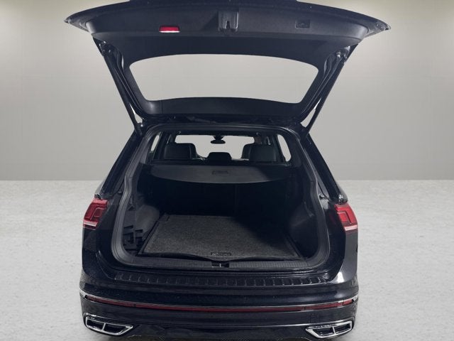 2024 Volkswagen Tiguan SEL R-Line