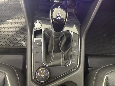 2024 Volkswagen Tiguan SEL R-Line