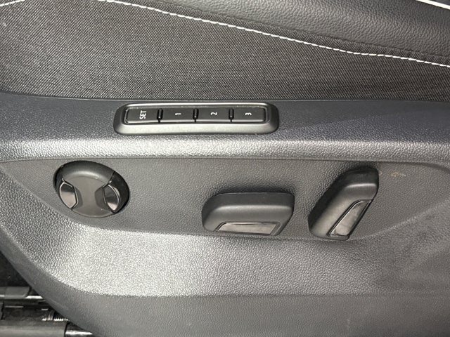 2024 Volkswagen Tiguan SEL R-Line