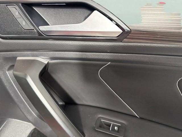 2024 Volkswagen Tiguan SEL R-Line