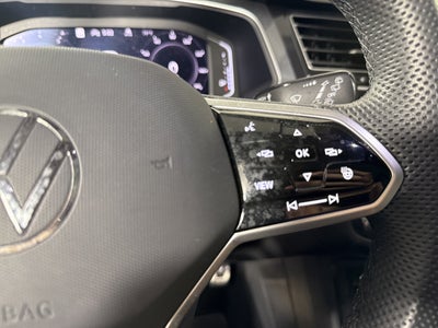 2024 Volkswagen Tiguan SEL R-Line