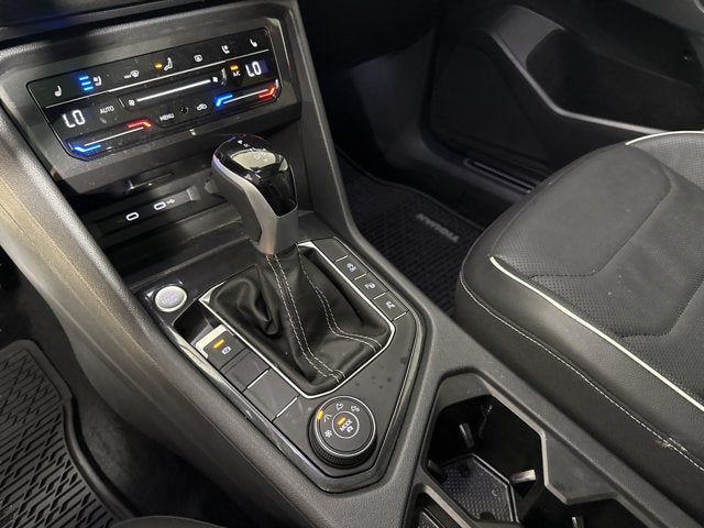 2024 Volkswagen Tiguan SEL R-Line