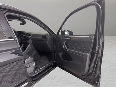 2022 Volkswagen Tiguan SEL R-Line