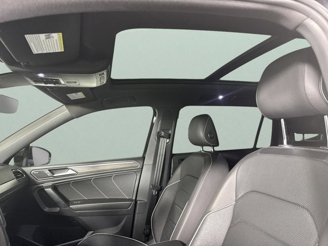 2022 Volkswagen Tiguan SEL R-Line