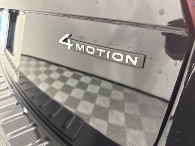 2022 Volkswagen Tiguan SEL R-Line