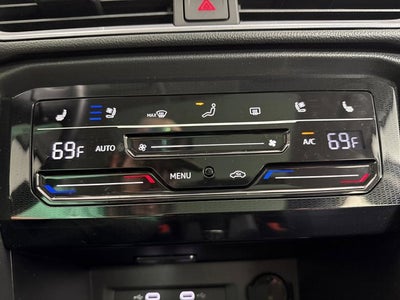 2025 Volkswagen Taos SEL