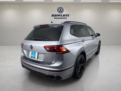 2023 Volkswagen Tiguan SE R-Line Black