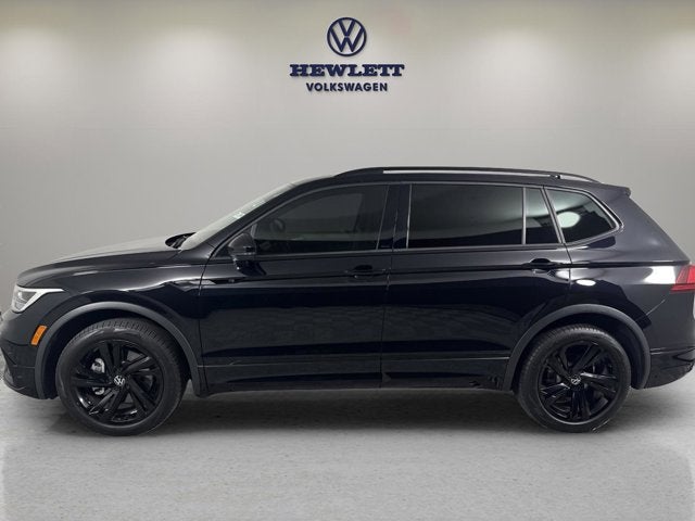 2024 Volkswagen Tiguan SE R-Line Black