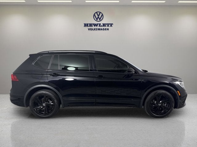 2024 Volkswagen Tiguan SE R-Line Black