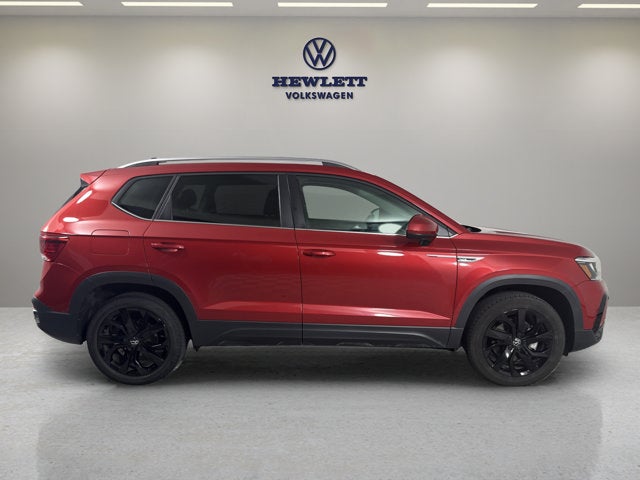 2024 Volkswagen Taos SE