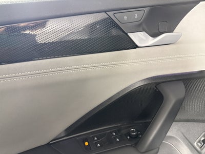 2025 Volkswagen Tiguan SE R-Line Black