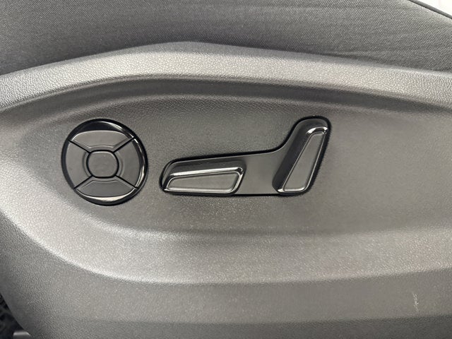 2025 Volkswagen Tiguan SE R-Line Black