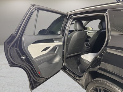 2025 Volkswagen Tiguan SE R-Line Black