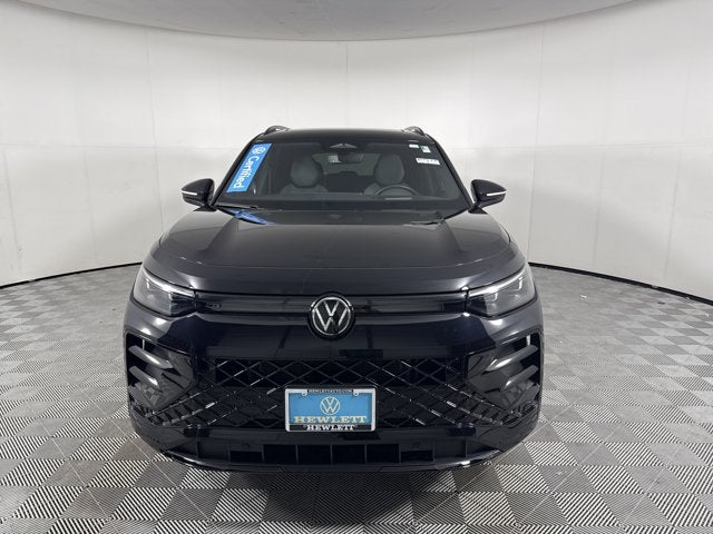 2025 Volkswagen Tiguan SE R-Line Black