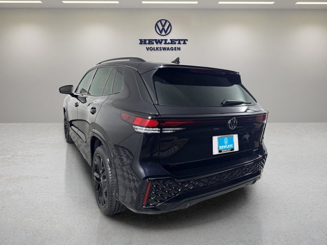 2025 Volkswagen Tiguan SE R-Line Black