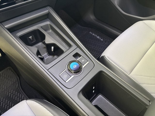 2025 Volkswagen Tiguan SE R-Line Black