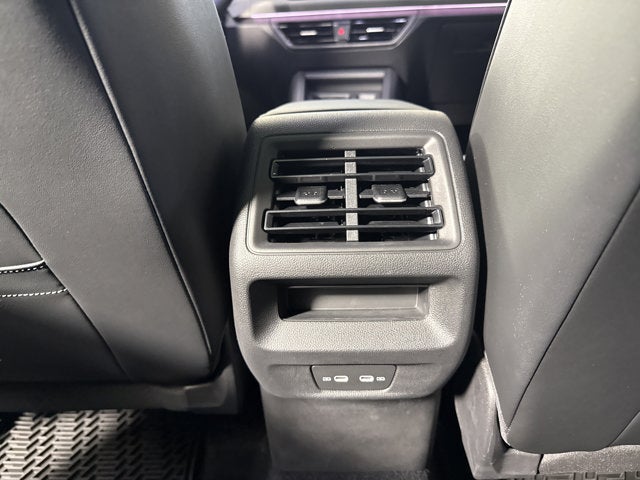 2025 Volkswagen Tiguan SE R-Line Black