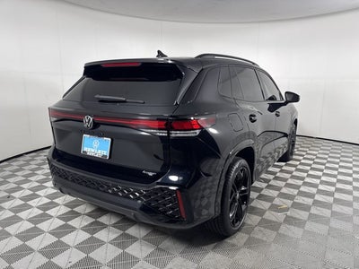 2025 Volkswagen Tiguan SE R-Line Black