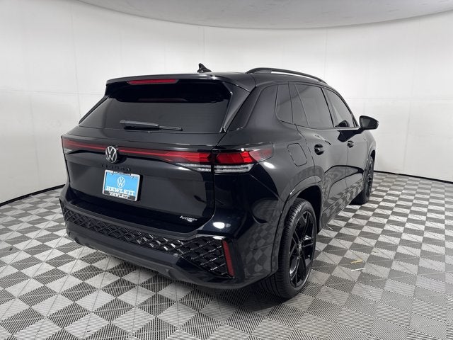 2025 Volkswagen Tiguan SE R-Line Black