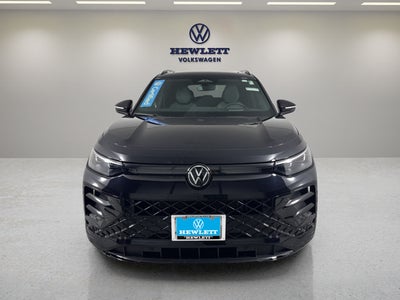 2025 Volkswagen Tiguan SE R-Line Black