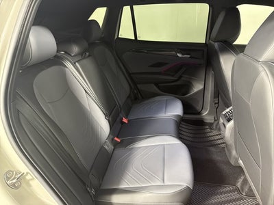 2025 Volkswagen Tiguan SE R-Line Black