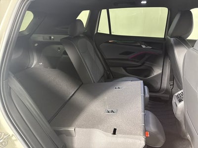 2025 Volkswagen Tiguan SE R-Line Black