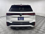 2025 Volkswagen Tiguan SE R-Line Black