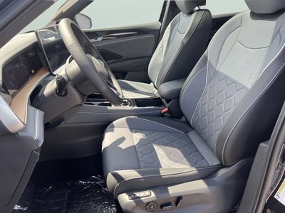 2025 Volkswagen Tiguan SEL R-Line