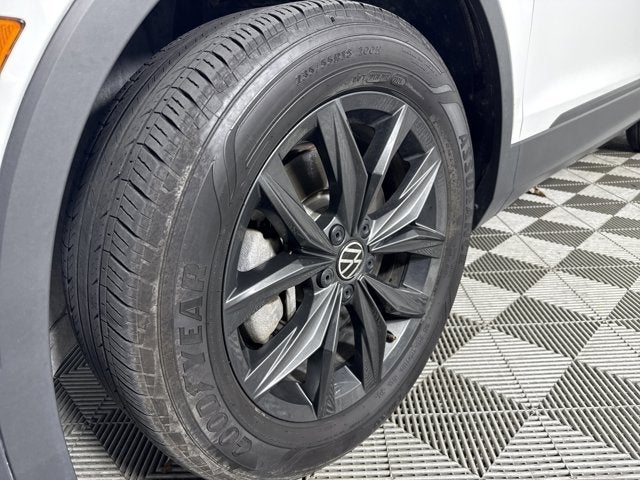 2024 Volkswagen Tiguan SE