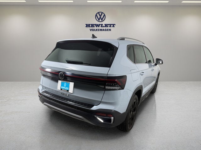 2025 Volkswagen Taos SE