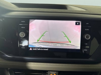 2024 Volkswagen Taos SE