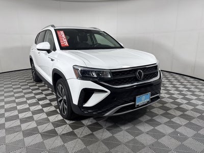 2024 Volkswagen Taos SE