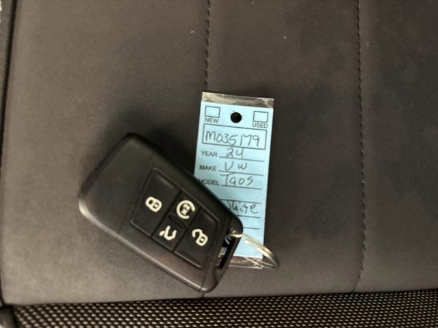 2024 Volkswagen Taos SE