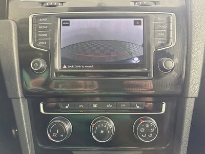 2017 Volkswagen Golf GTI Autobahn