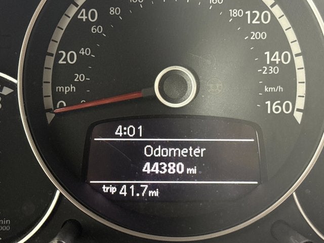 2013 Volkswagen Beetle Convertible 2.5L