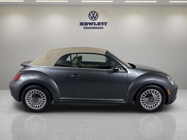 2013 Volkswagen Beetle Convertible 2.5L