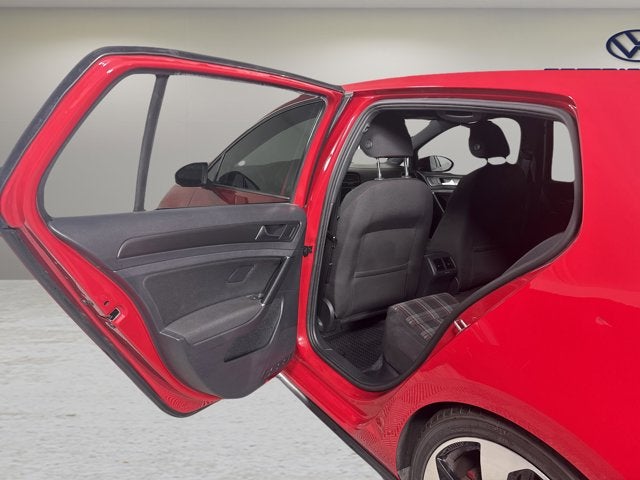 2019 Volkswagen Golf GTI S