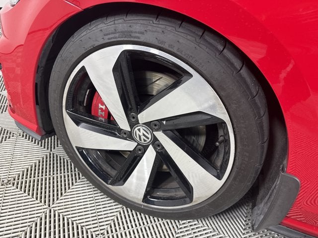 2019 Volkswagen Golf GTI S