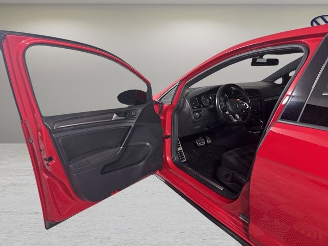 2019 Volkswagen Golf GTI S