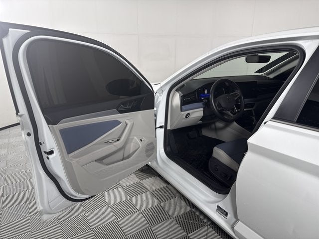 2025 Volkswagen Jetta SE