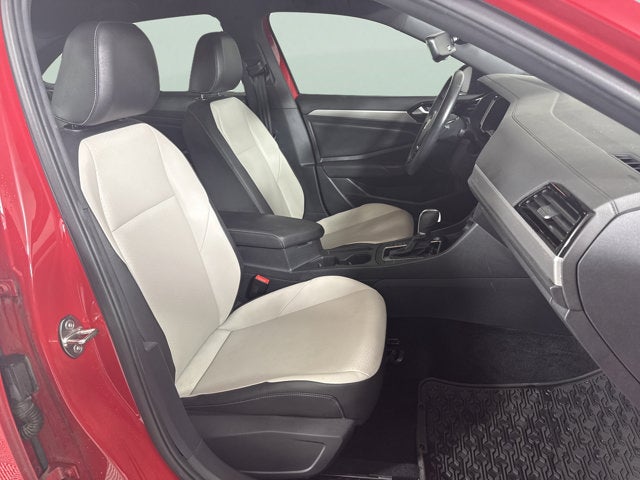 2019 Volkswagen Jetta R-Line