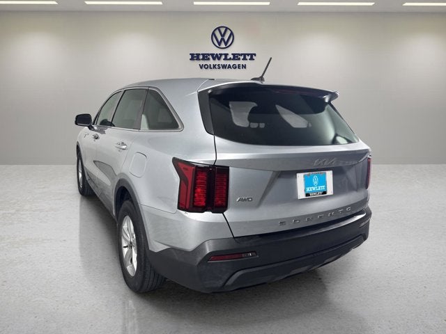 2022 Kia Sorento LX